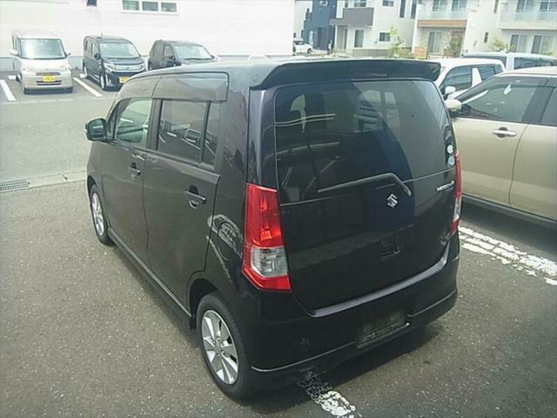 WAGON R