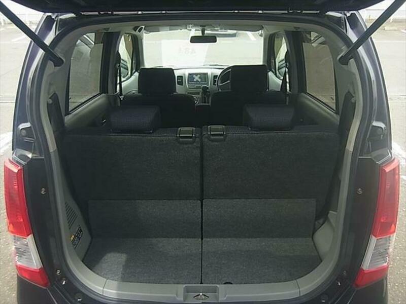 WAGON R