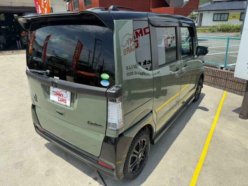 N BOX CUSTOM