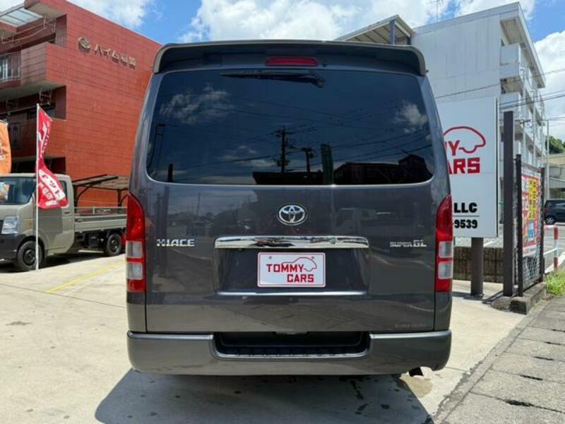 HIACE VAN