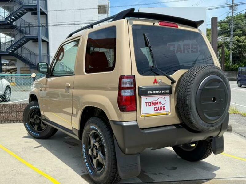 PAJERO MINI