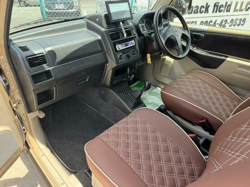 PAJERO MINI
