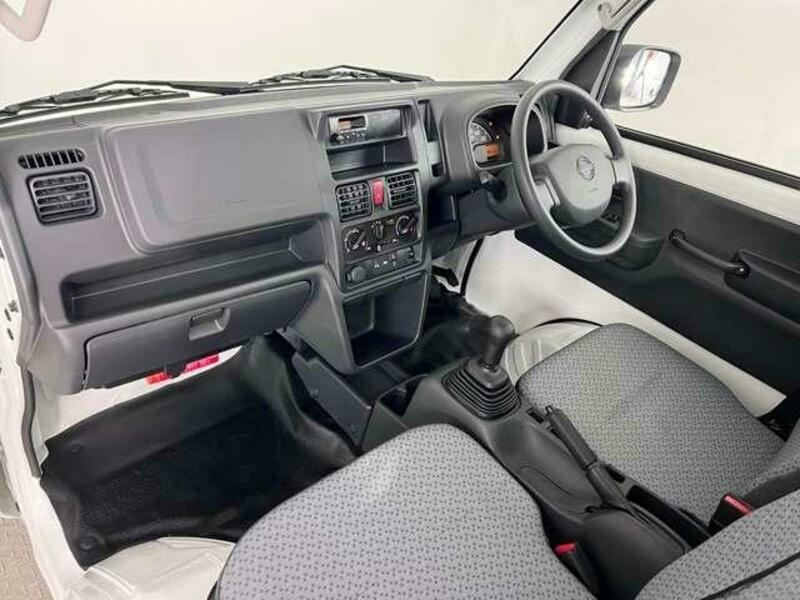 CLIPPER TRUCK