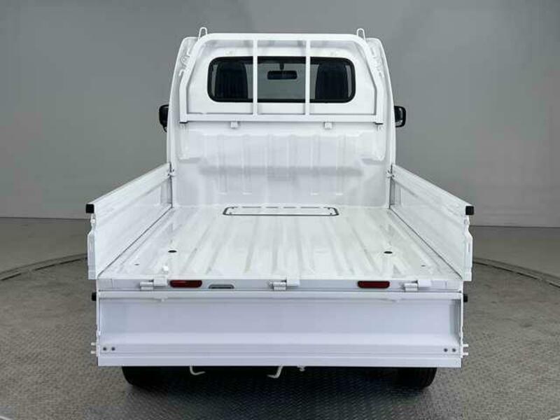 CLIPPER TRUCK