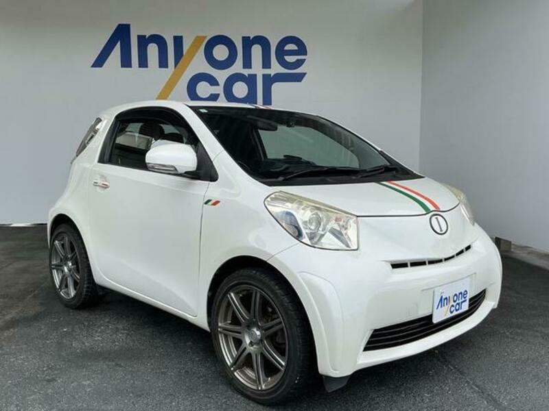 TOYOTA IQ