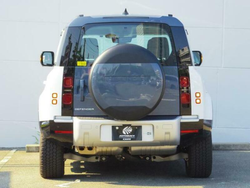 DEFENDER