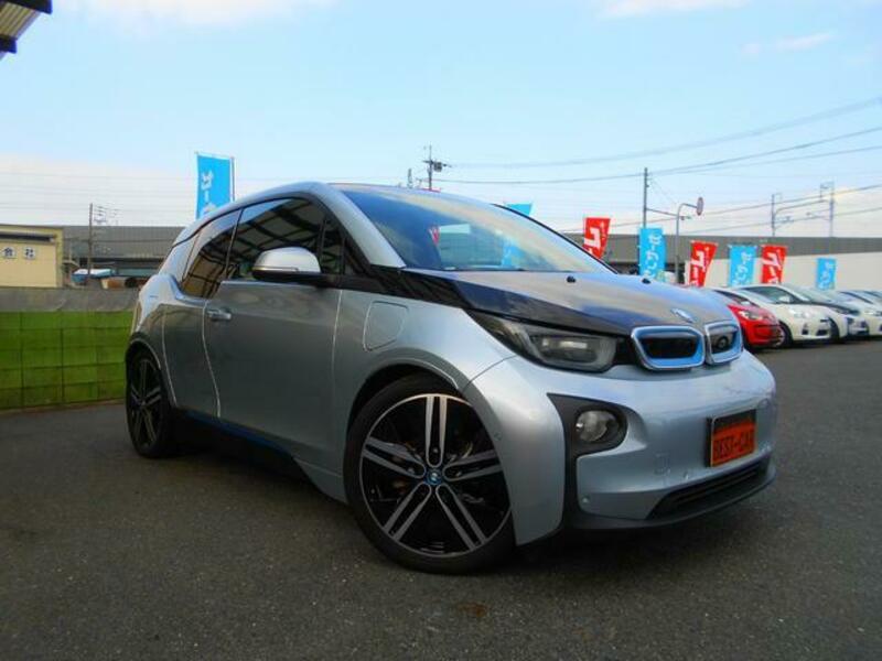 i3