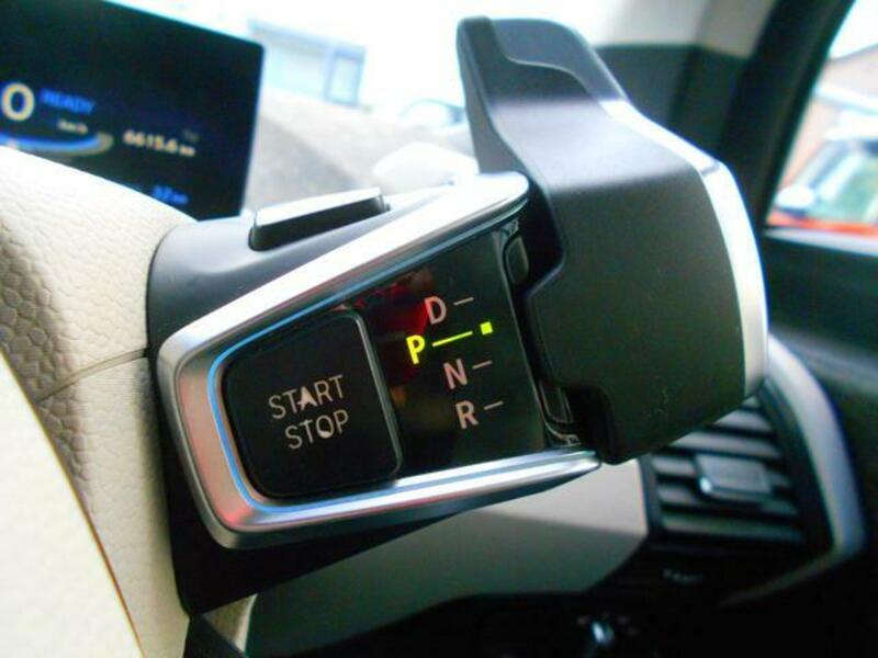 i3
