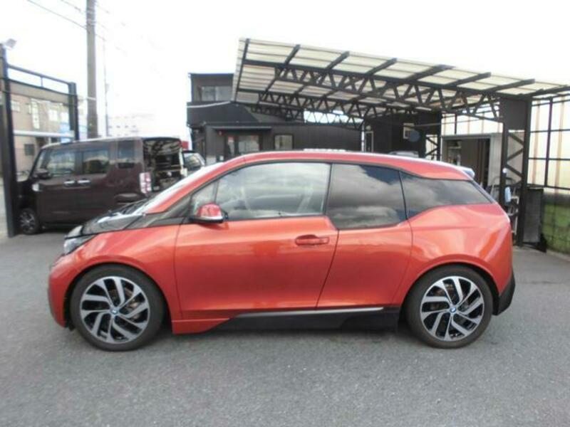 i3