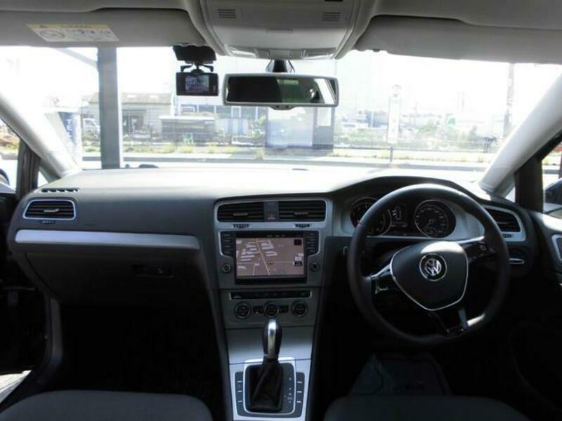 GOLF VARIANT