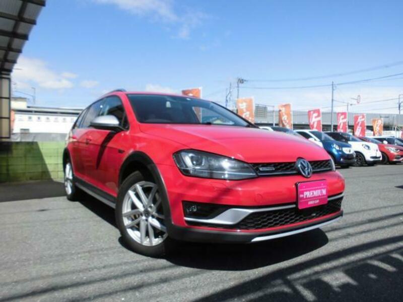 GOLF ALLTRACK