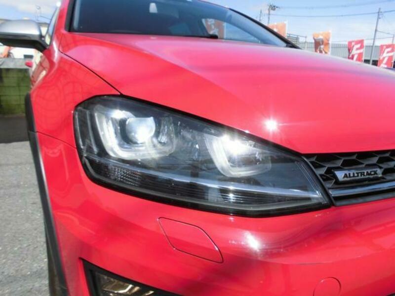 GOLF ALLTRACK