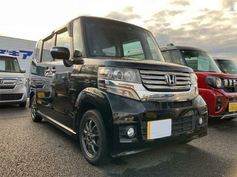 N BOX CUSTOM