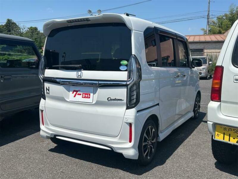 N BOX CUSTOM