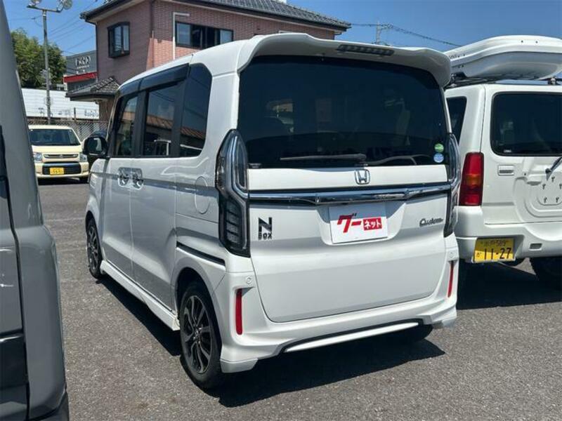 N BOX CUSTOM