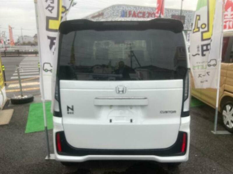 N BOX CUSTOM