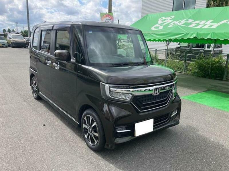 HONDA N BOX CUSTOM