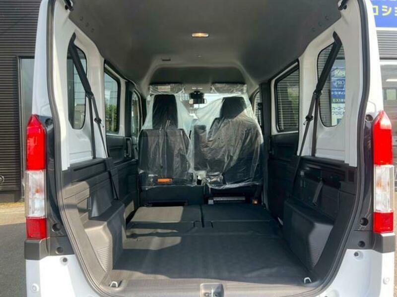 N-VAN