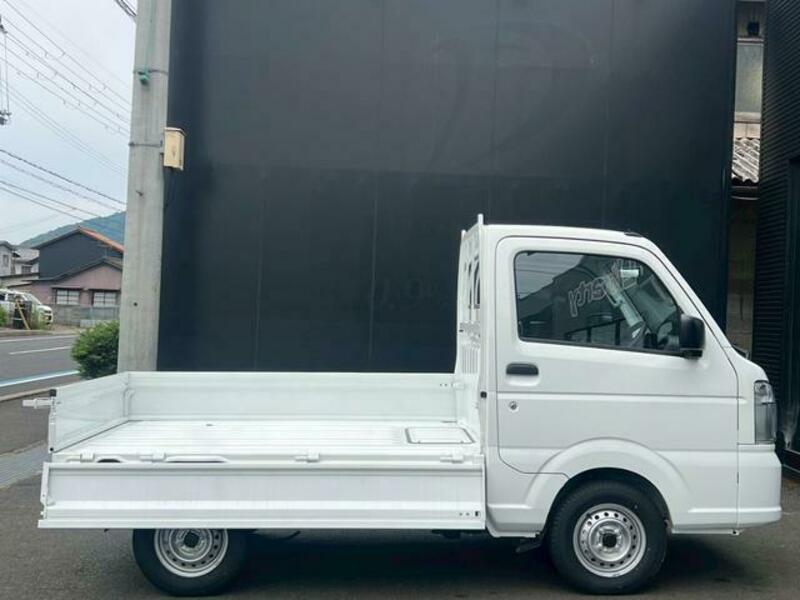 CLIPPER TRUCK