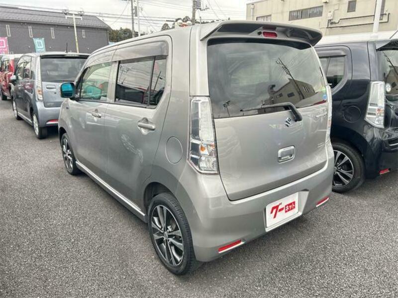 WAGON R