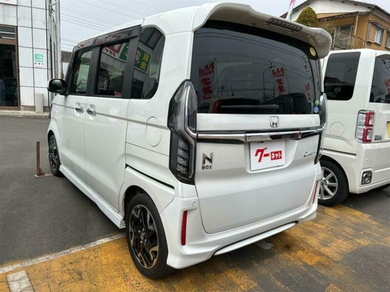 N BOX CUSTOM
