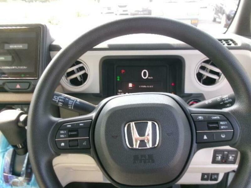 N BOX