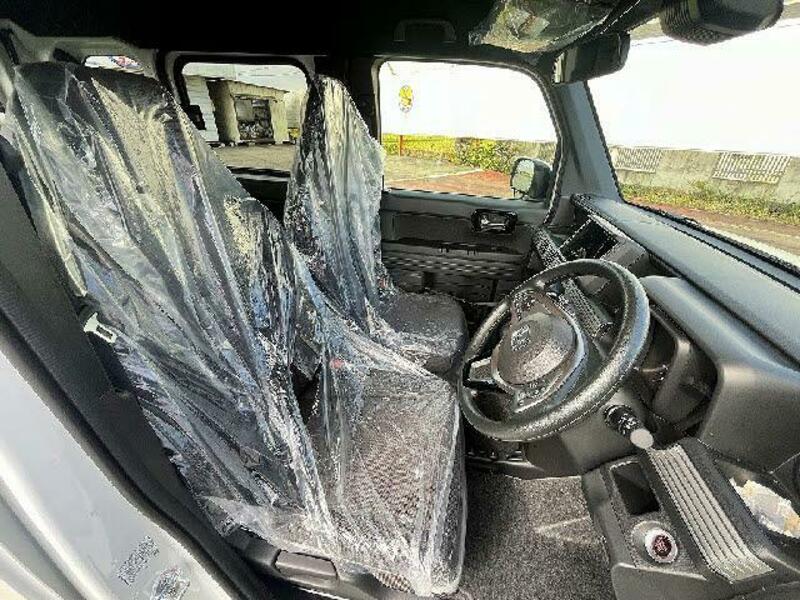 N-VAN
