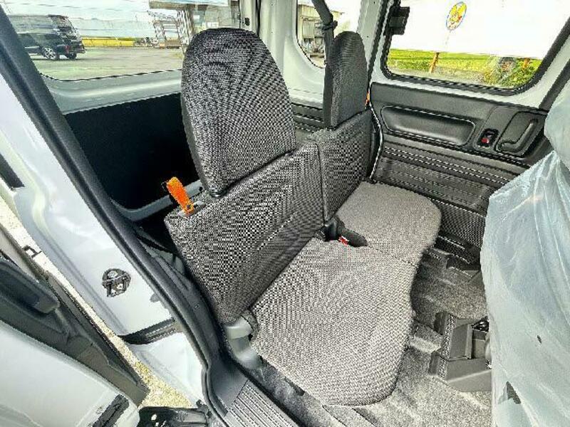 N-VAN