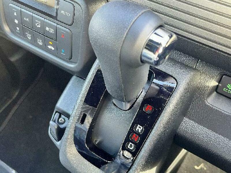 N-VAN