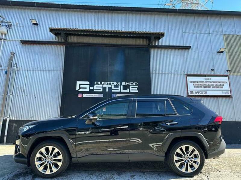 RAV4