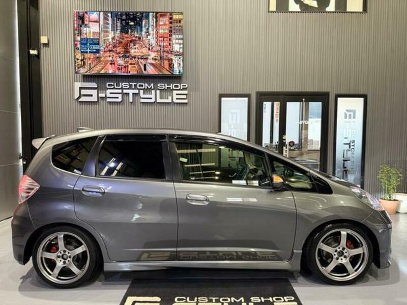 FIT HYBRID