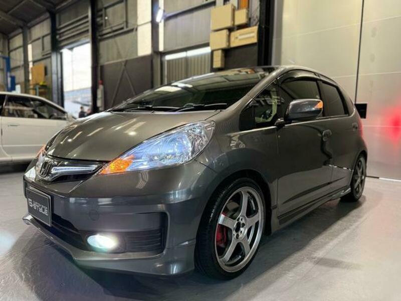 FIT HYBRID