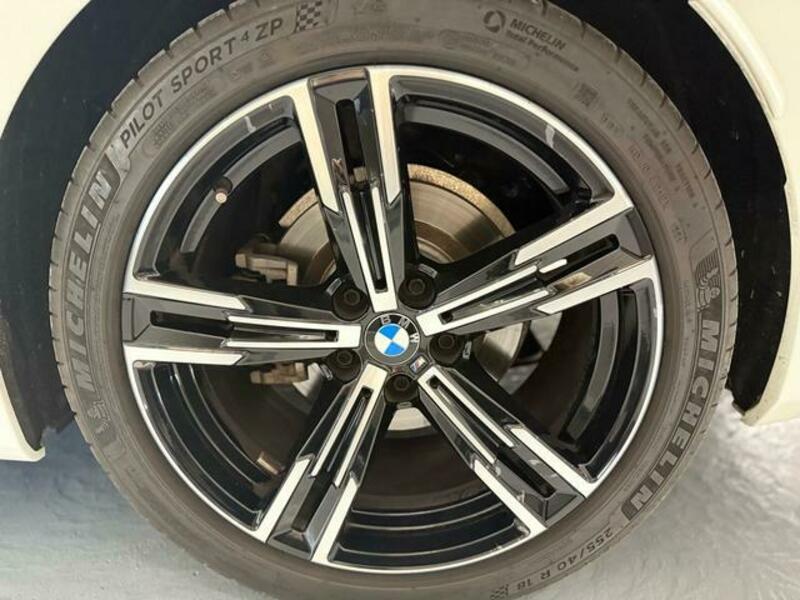 4 SERIES