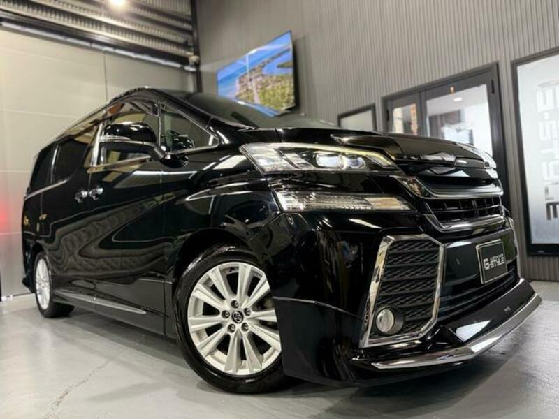 TOYOTA VELLFIRE