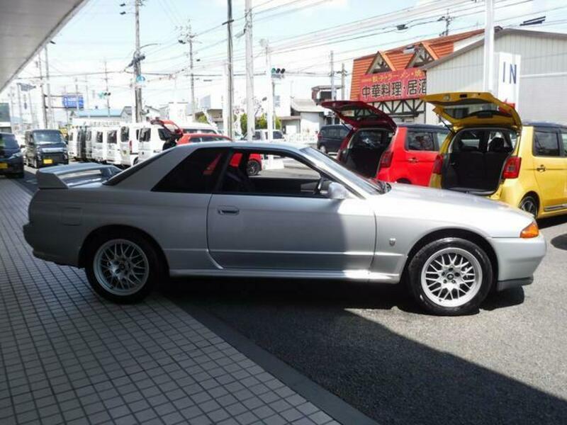 SKYLINE