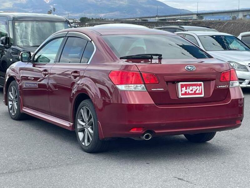 LEGACY B4