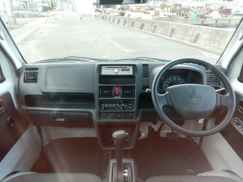MINICAB TRUCK