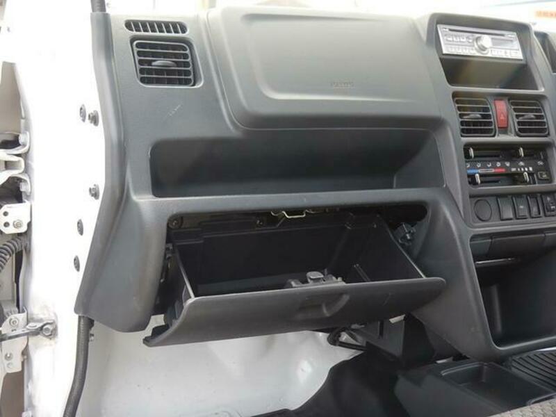 MINICAB TRUCK