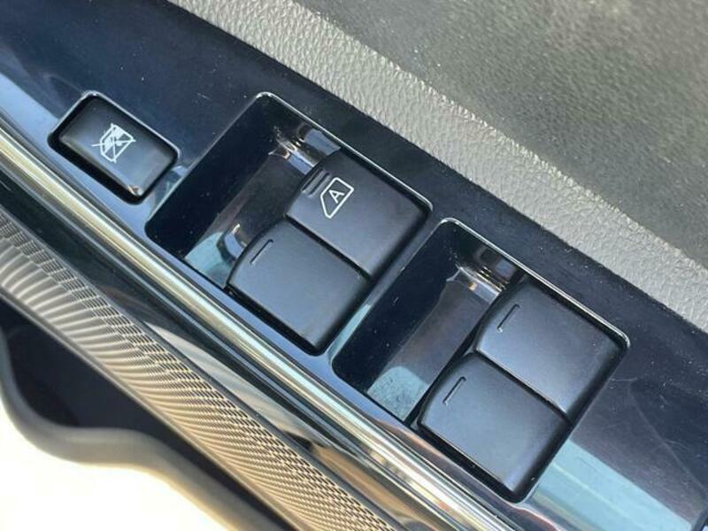EK SPACE CUSTOM