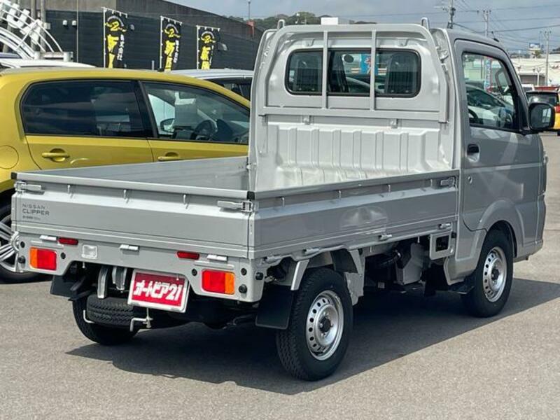 CLIPPER TRUCK