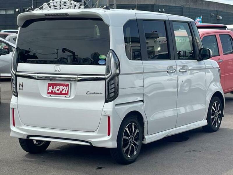 N BOX CUSTOM