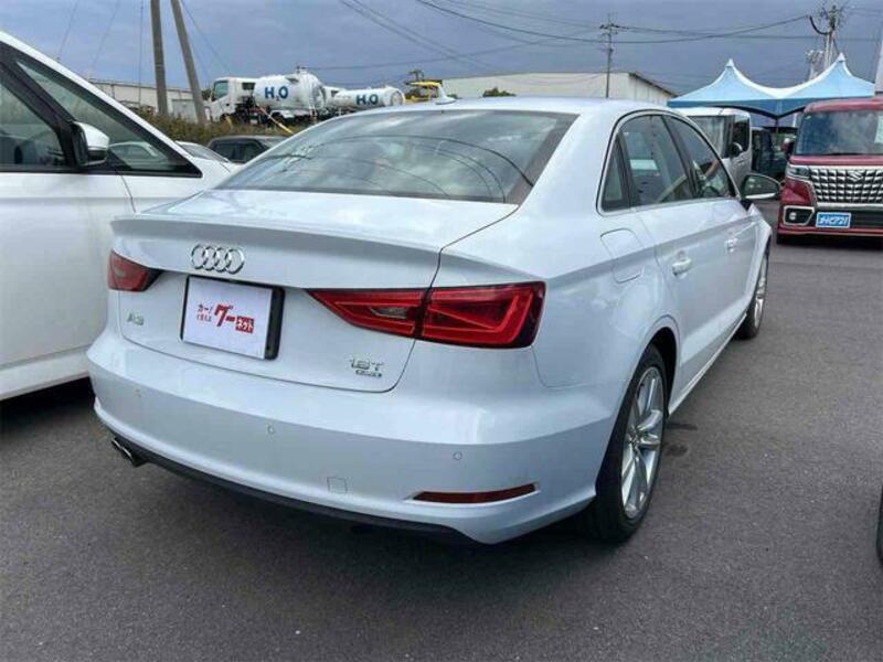 A3 SEDAN