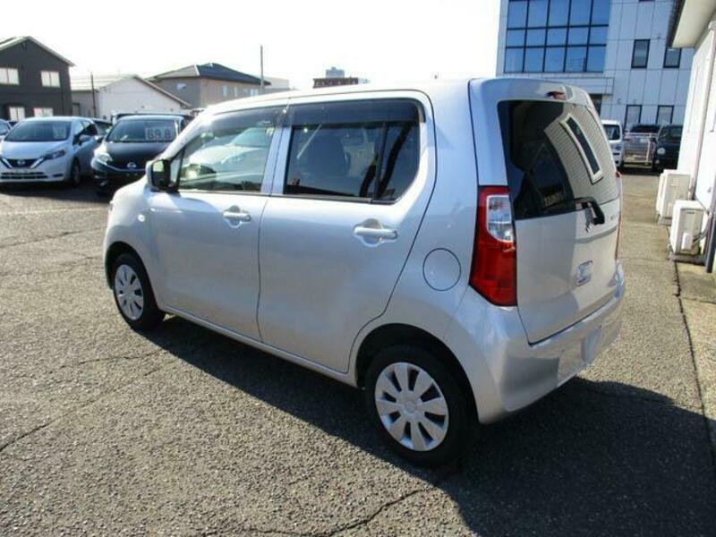 WAGON R