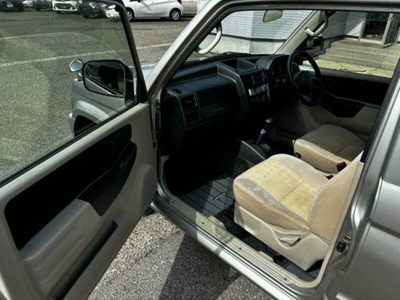 PAJERO MINI