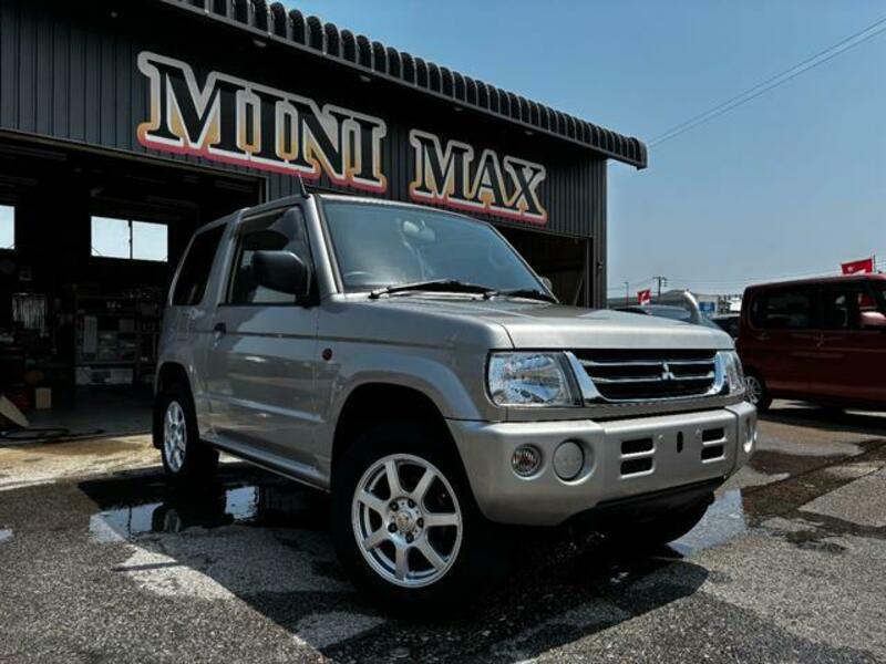 MITSUBISHI PAJERO MINI