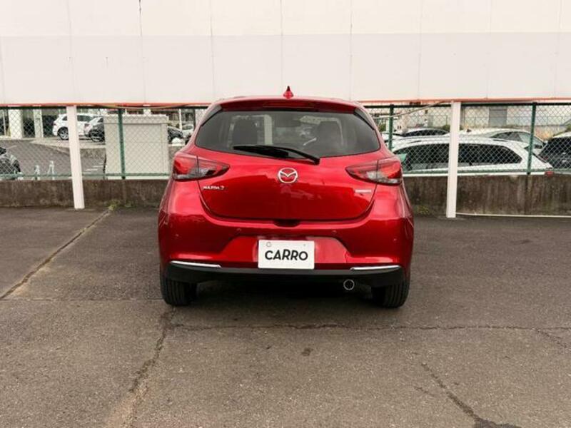 MAZDA2