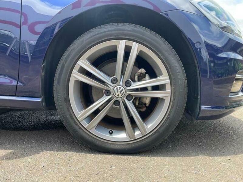 GOLF VARIANT