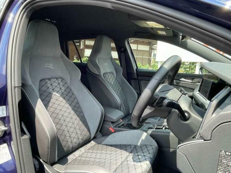 GOLF VARIANT