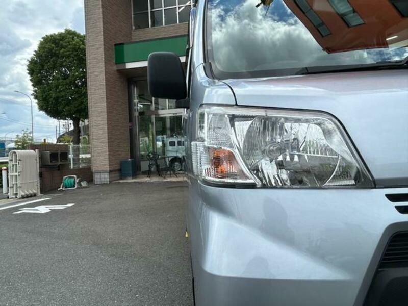 PIXIS VAN