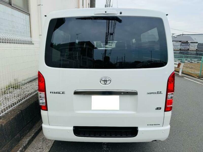 HIACE VAN